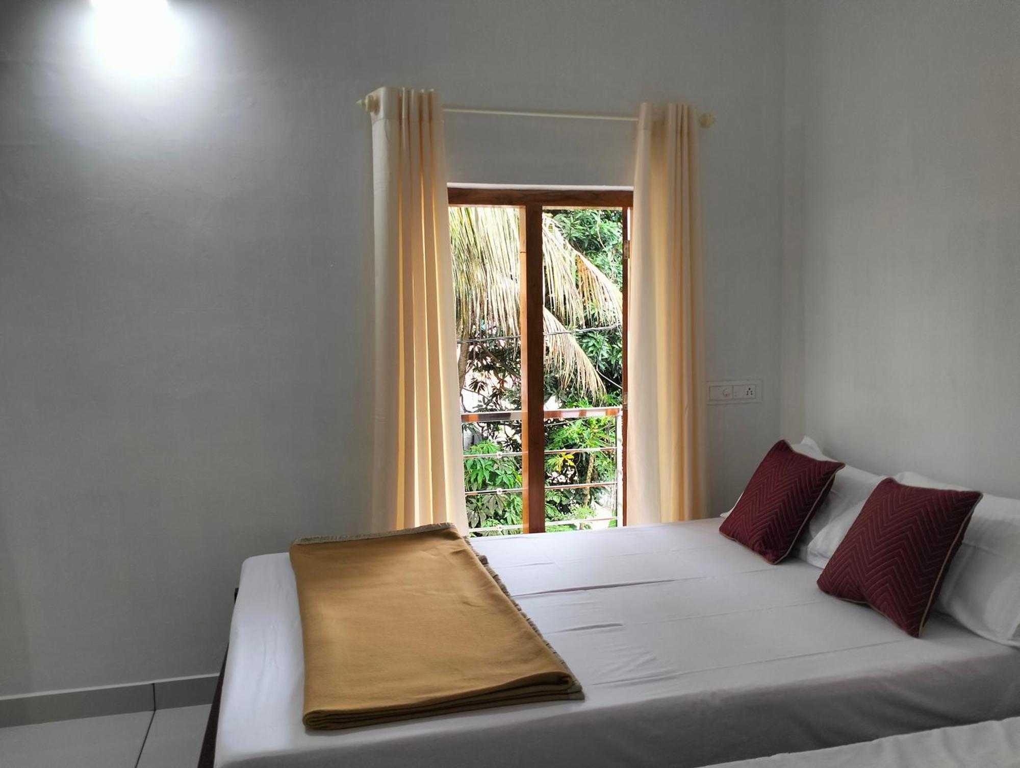 Guestland Homestay Kochi Exterior photo