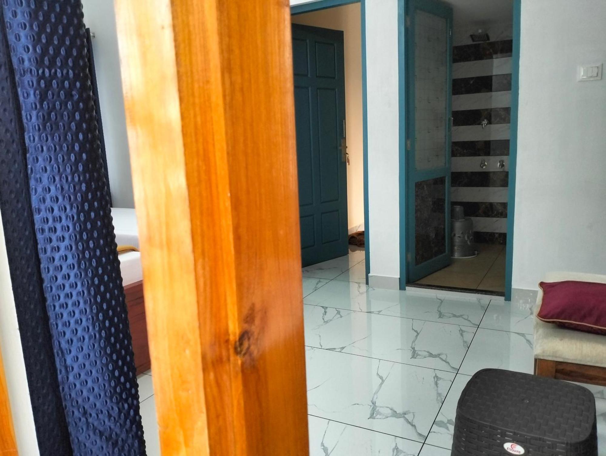 Guestland Homestay Kochi Exterior photo