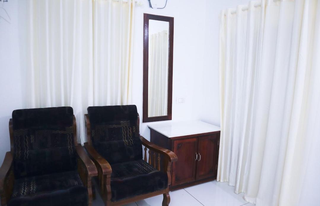 Guestland Homestay Kochi Exterior photo